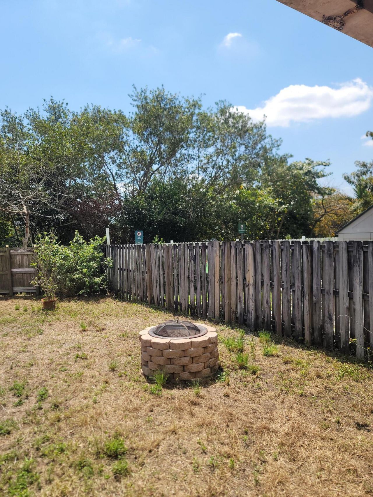 8448 NW 196th Terrace, Hialeah, FL 33015 Photo