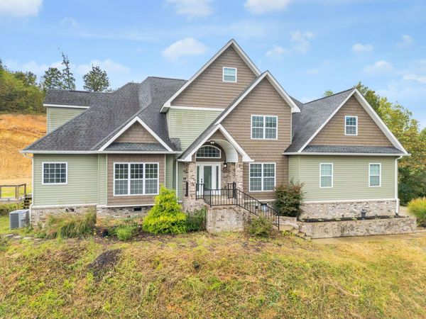 54 Whispering Pine Drive, Trenton, GA 30752