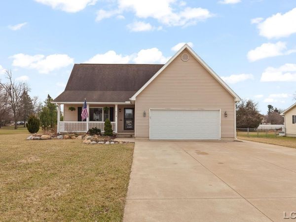 3114 Cobblestone , Tecumseh, MI 49286