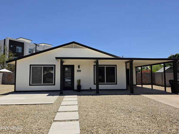 7323 N 16TH Place, Phoenix, AZ 85020