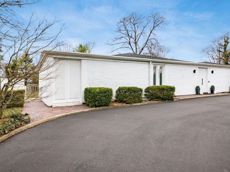 2177 Oakmount Road, Columbus, OH 43221 Photo 12