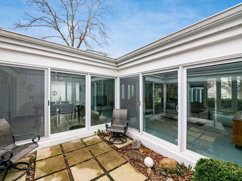 2177 Oakmount Road, Columbus, OH 43221 Photo 15