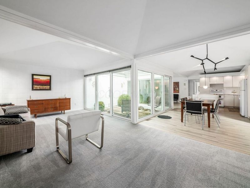 2177 Oakmount Road, Columbus, OH 43221 Photo 17