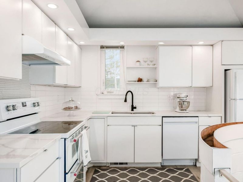 2177 Oakmount Road, Columbus, OH 43221 Photo 23