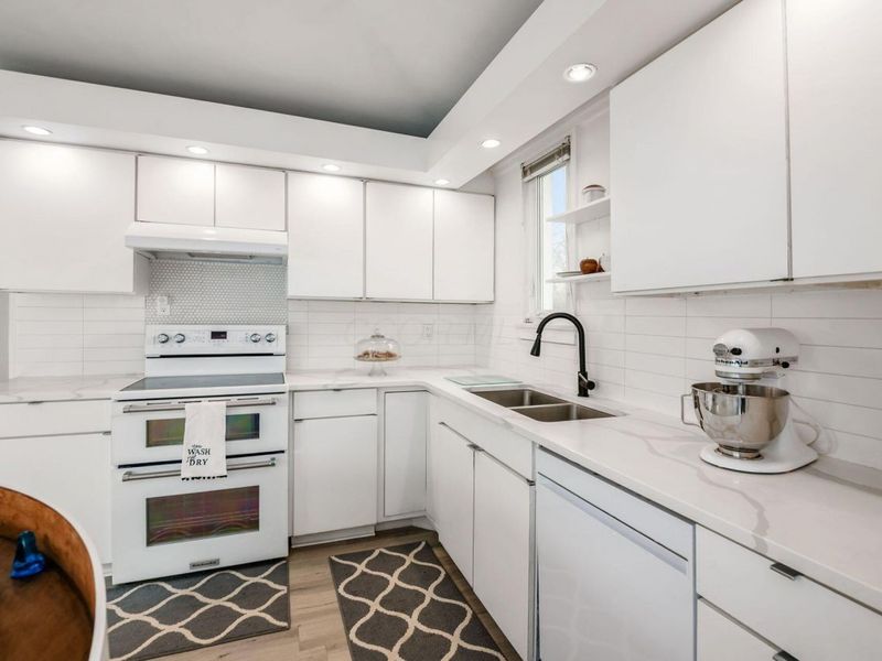 2177 Oakmount Road, Columbus, OH 43221 Photo 24