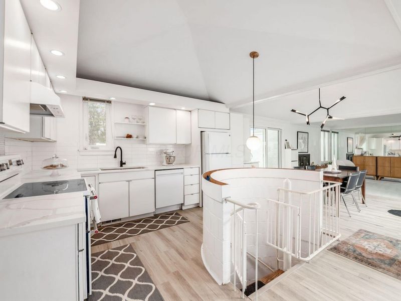 2177 Oakmount Road, Columbus, OH 43221 Photo 25