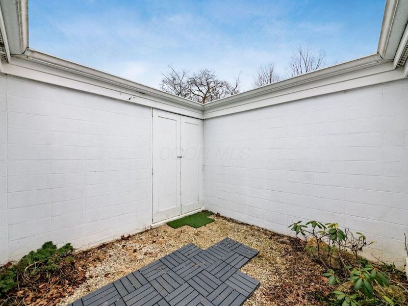 2177 Oakmount Road, Columbus, OH 43221 Photo 36