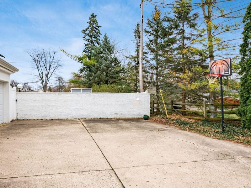 2177 Oakmount Road, Columbus, OH 43221 Photo 68