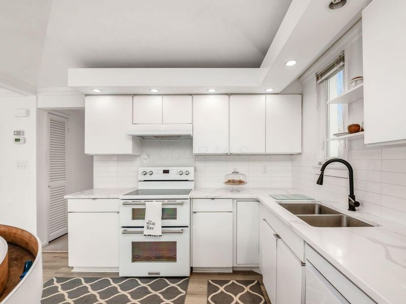 2177 Oakmount Road, Columbus, OH 43221 Photo 7