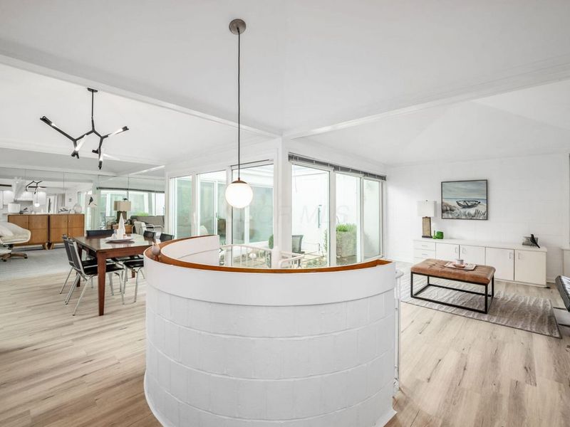 2177 Oakmount Road, Columbus, OH 43221 Photo 9