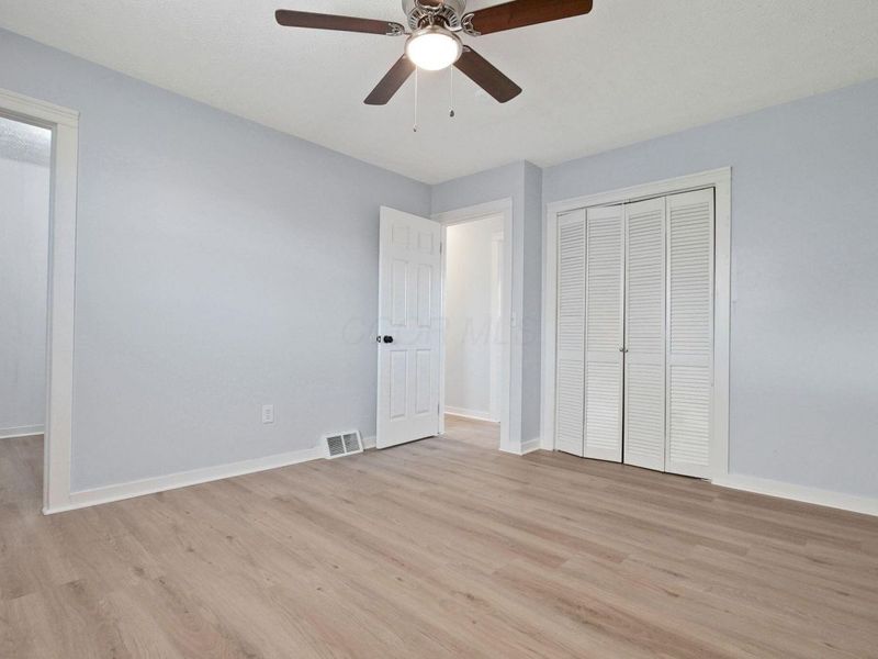 180 Jefferson Avenue, Ashville, OH 43103 Photo 12