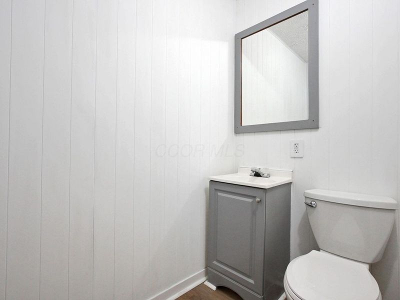 180 Jefferson Avenue, Ashville, OH 43103 Photo 13