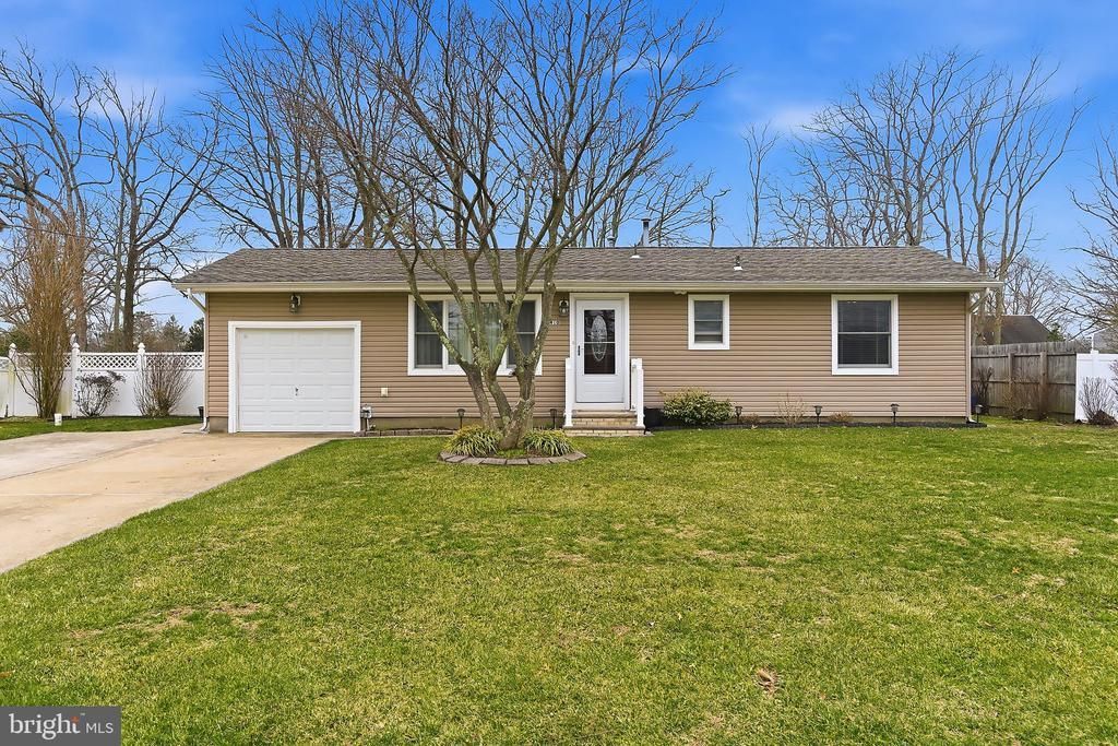 910 Neville Street, Toms River, NJ 08753 Main Photo