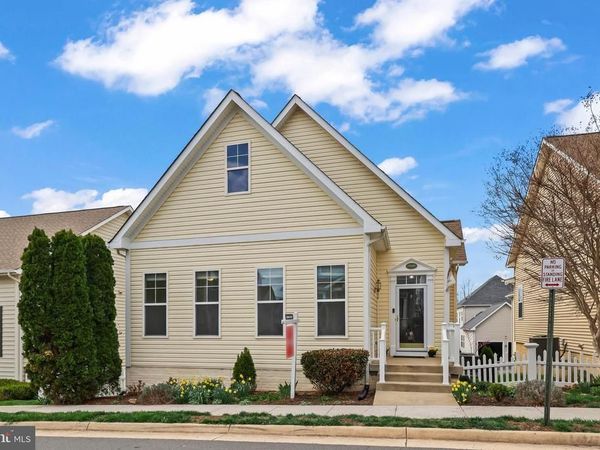 17446 LETHRIDGE CIRCLE, ROUND HILL, VA 20141