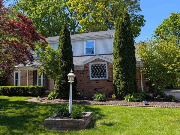 129 Knox Drive, West Lafayette, IN 47906