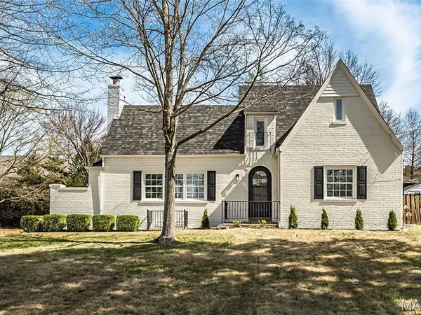 9931 Juengel Drive , Unincorporated, MO 63128