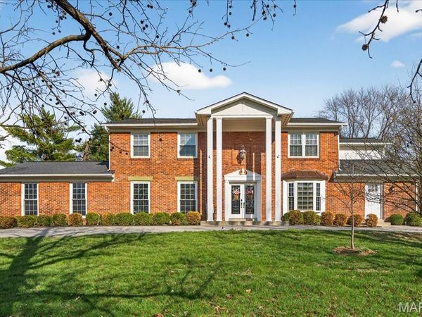 1324 Brynnwood Drive, Ladue, MO 63124
