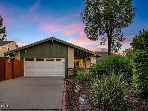 6652 Smoke Tree Avenue, Oak Park, CA 91377