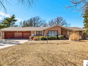 221 S 162nd Street , Lincoln, NE 68520