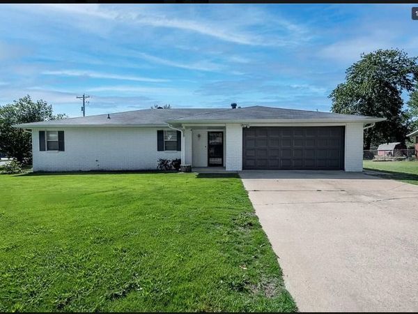 2406 16th Street , Bentonville, AR 72712