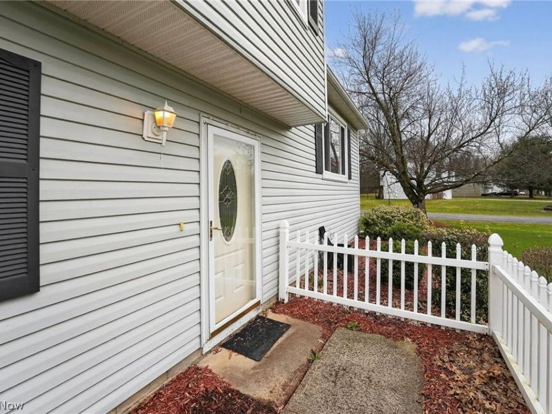 21 Leffingwell Drive, Orwell, OH 44076 Photo 7