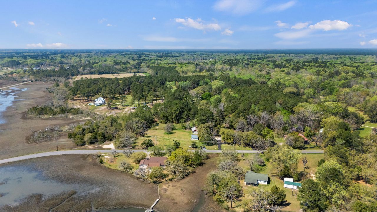 4707 Hwy 165 Photo 8