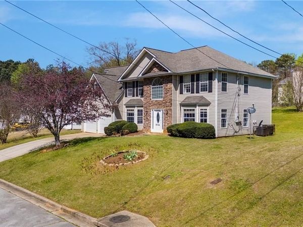 5944 Duren Meadows Drive, Lithonia, GA 30058
