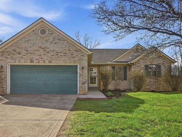 519 Davidson Drive, Ashville, OH 43103