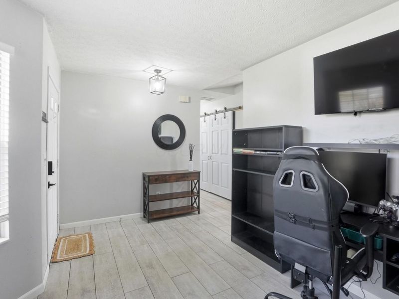 519 Davidson Drive, Ashville, OH 43103 Photo 14