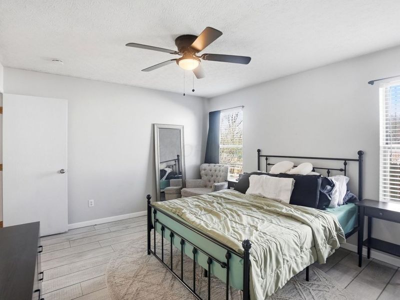 519 Davidson Drive, Ashville, OH 43103 Photo 16