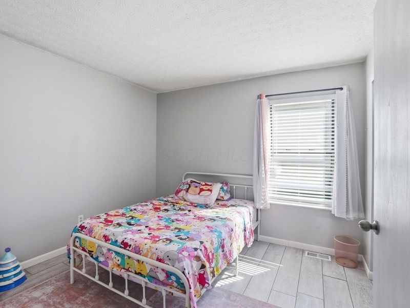 519 Davidson Drive, Ashville, OH 43103 Photo 24