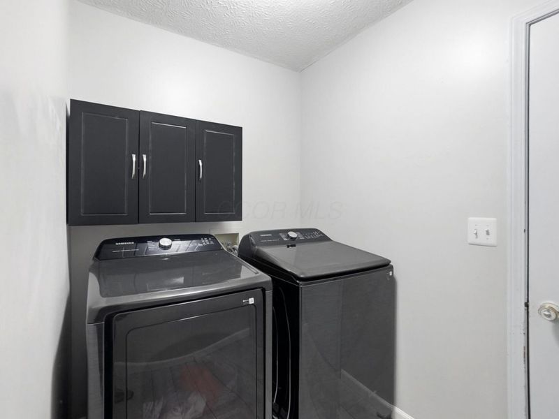 519 Davidson Drive, Ashville, OH 43103 Photo 27