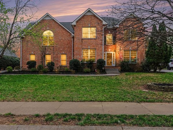 112 Crooked Creek Ln , Hendersonville, TN 37075