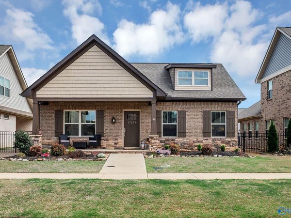 17258 Brooklawn Street, Athens, AL 35611