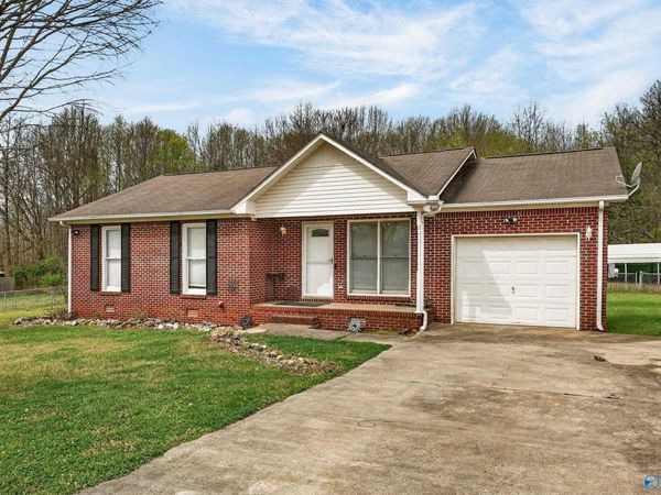 182 Effie Drive, Hazel Green, AL 35750