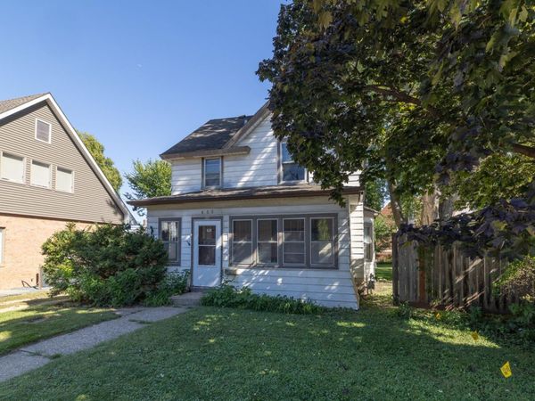 632 Smith Avenue S, Saint Paul, MN 55107