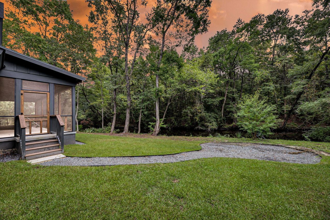 1195 Michelle Lane Photo 11