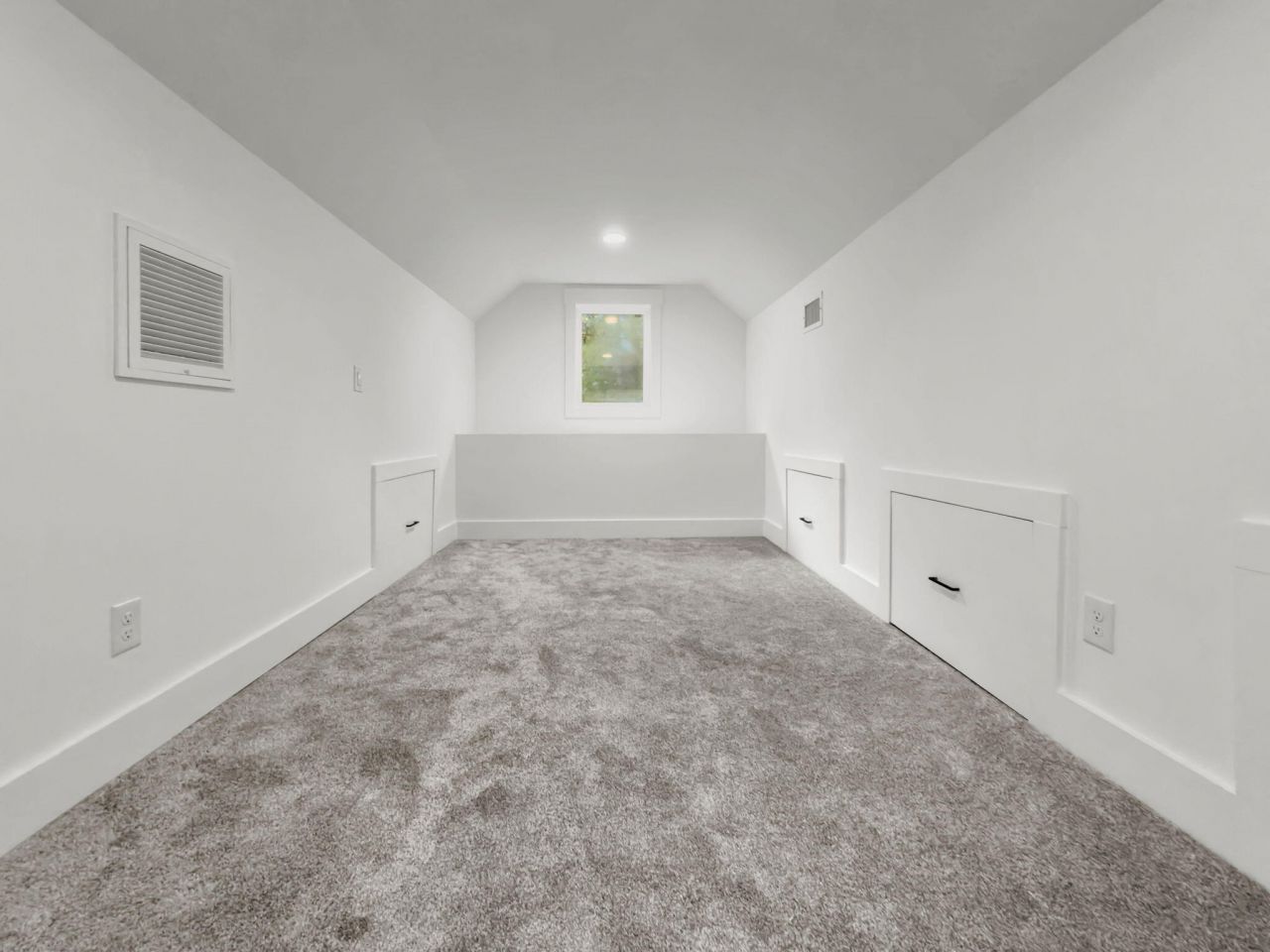 1195 Michelle Lane Photo 34