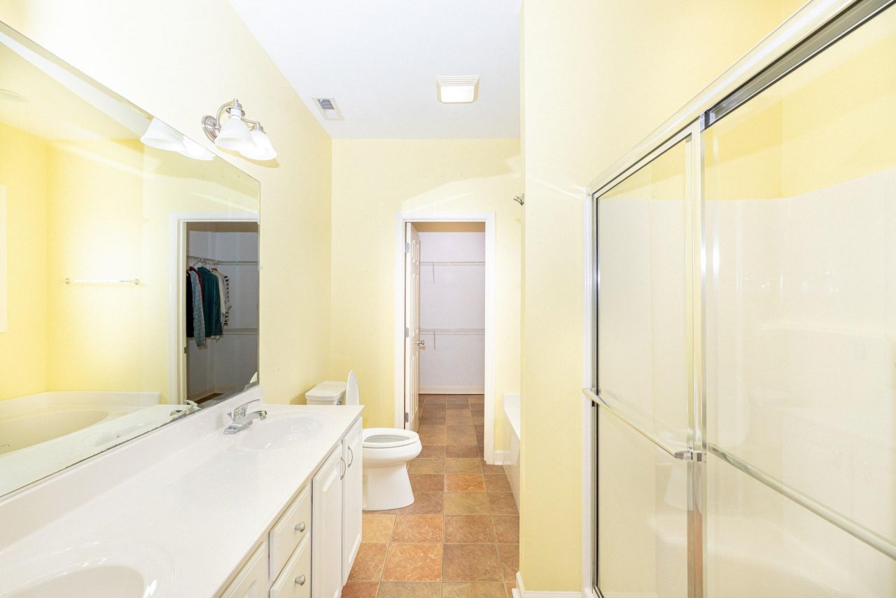 117 W 2nd Street Photo 10