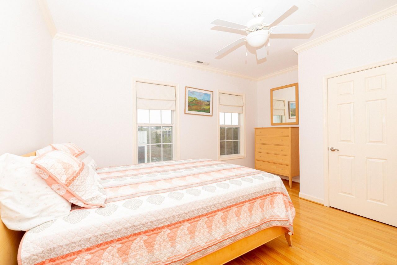 117 W 2nd Street Photo 16