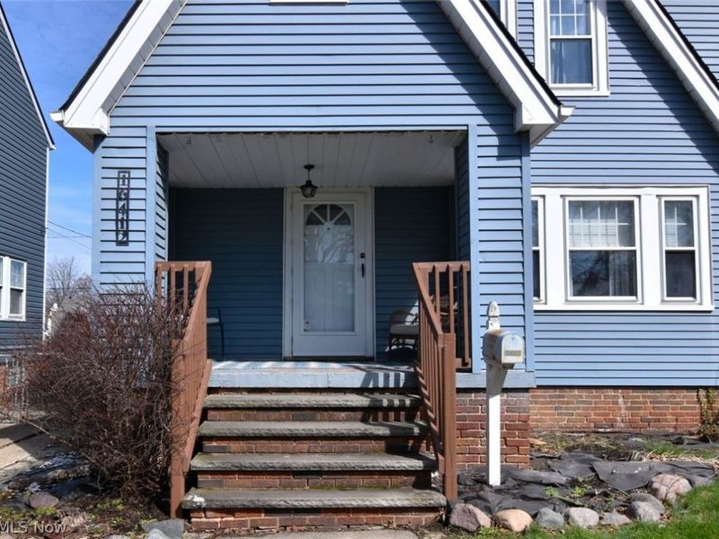16412 Elsienna Avenue , Cleveland, OH 44135 Photo 3