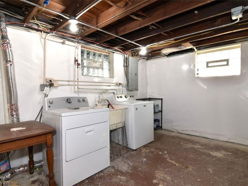 16412 Elsienna Avenue , Cleveland, OH 44135 Photo 34