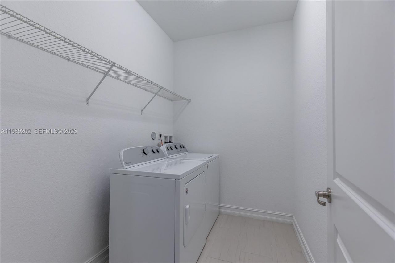 11524 SW 16th St , Pembroke Pines, FL 33025 Photo