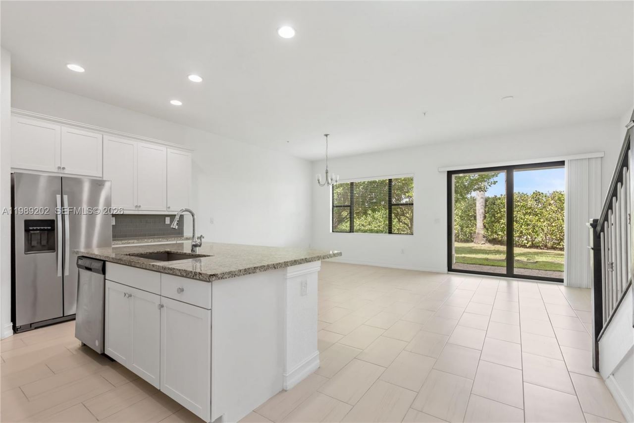 11524 SW 16th St , Pembroke Pines, FL 33025 Photo