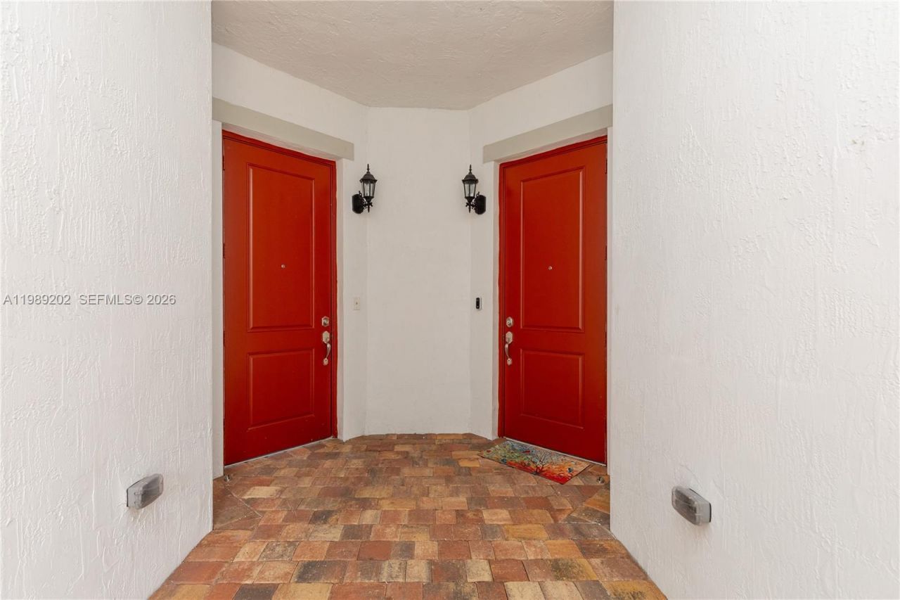 11524 SW 16th St , Pembroke Pines, FL 33025 Photo