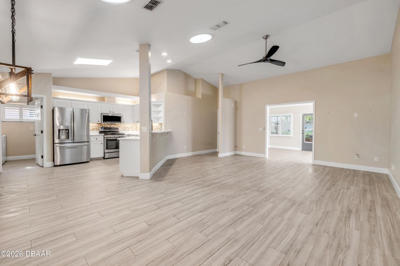 509 Yupon Street, New Smyrna Beach, FL 32169 Photo