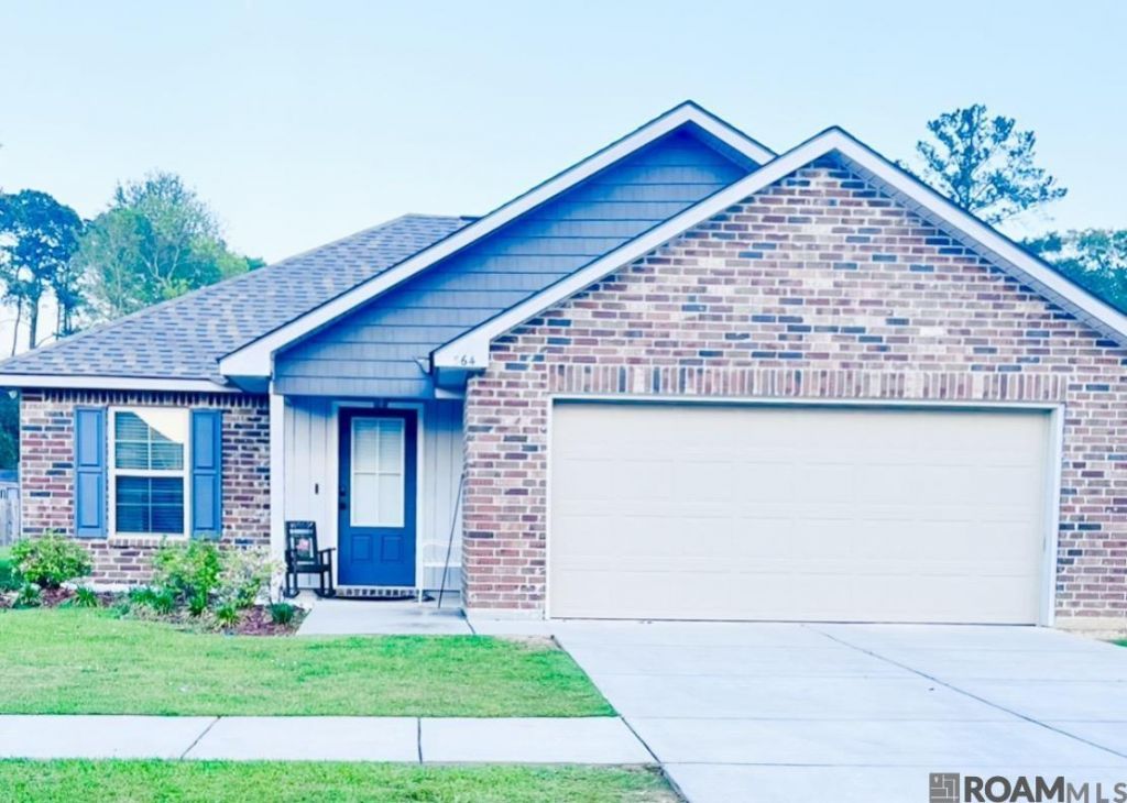 564 Whispering Waters Ave, Gonzales, LA 70737 Main Photo