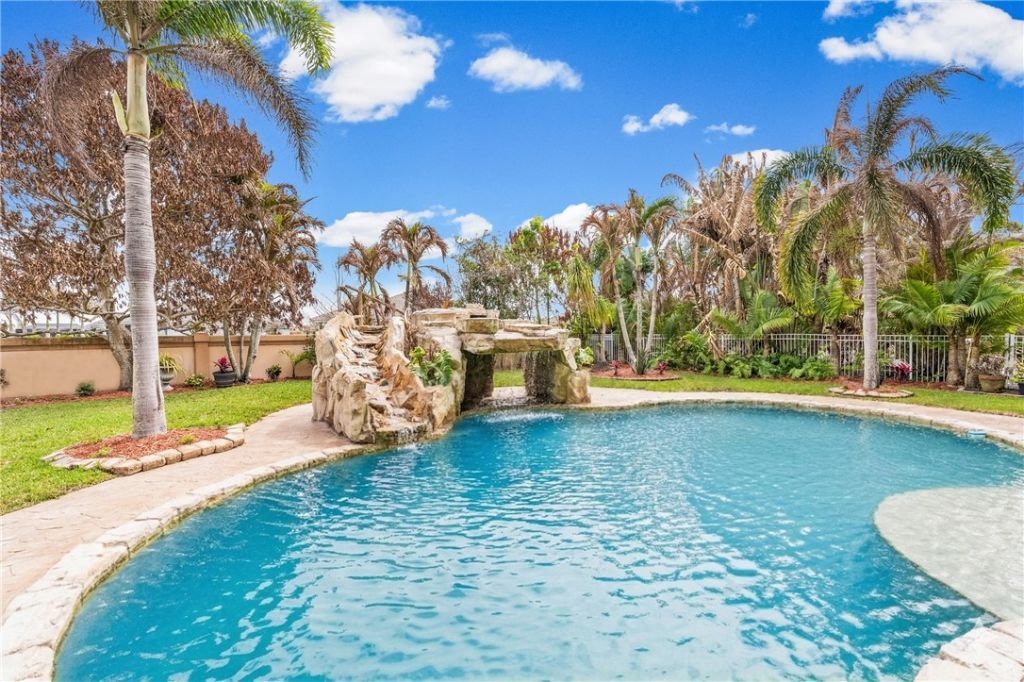 1120 Amethyst Drive Sw, Vero Beach, FL 32968 Photo