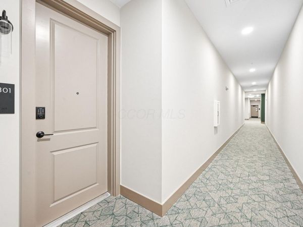 2867 Kobuk Drive, Unit 301, Columbus, OH 43228