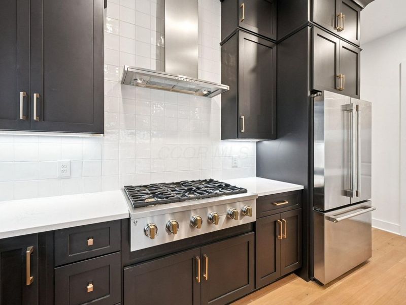 2867 Kobuk Drive , Unit 301, Columbus, OH 43228 Photo 10